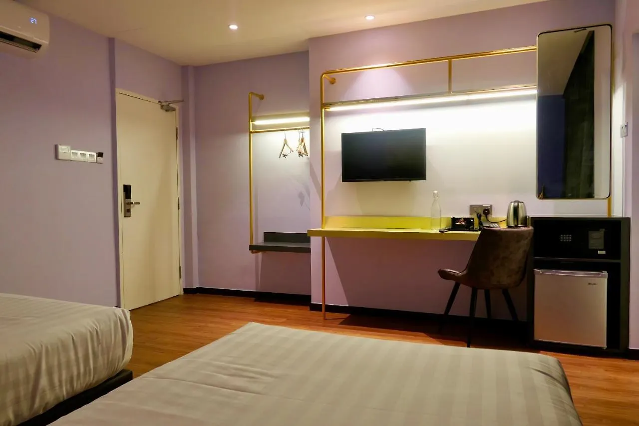 Le Embassy Hotel Georgetown